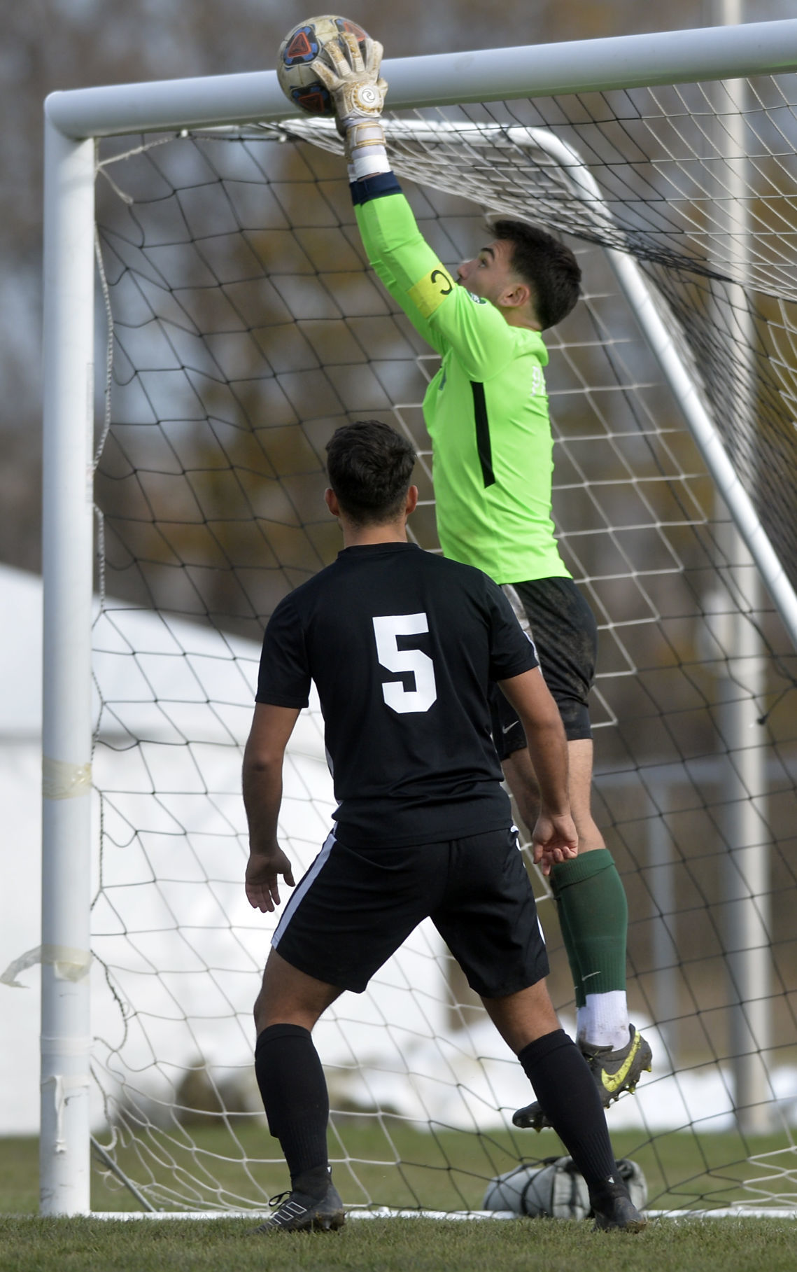 SOCCER UW PARKSIDE